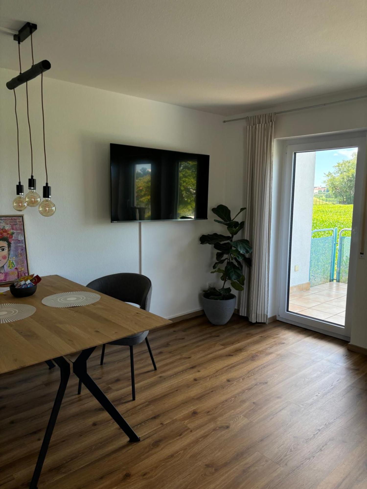Stilvolles Ferienapartment Am Thermalbad Mit Blick In Die Natur Bad Saulgau Exterior foto